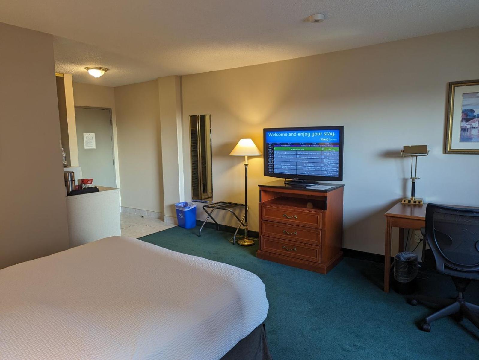 Nomad Hotel & Suites Fort Mcmurray Extérieur photo